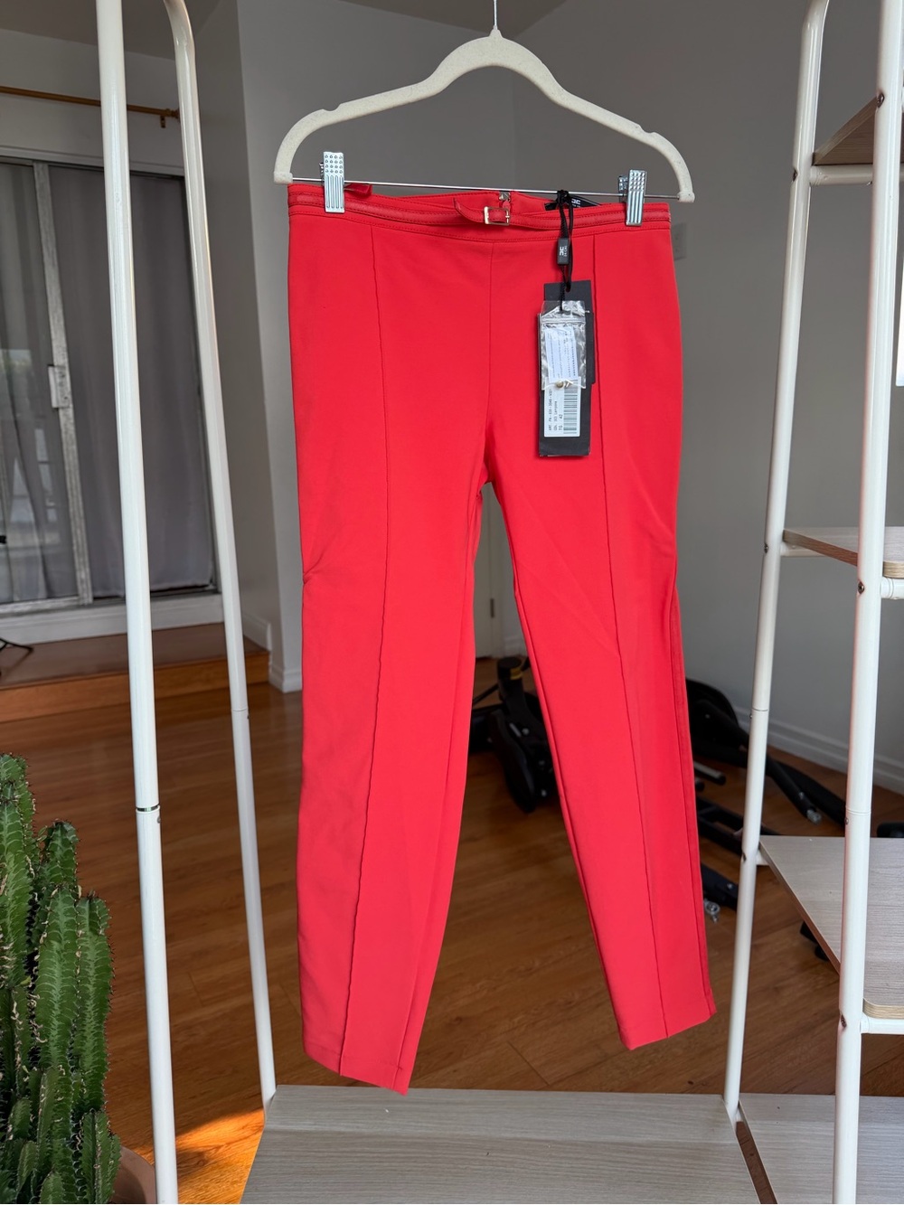 Elisabetta  Franchi Sleek Stretch Red Cropped Ponte Ankle Pants